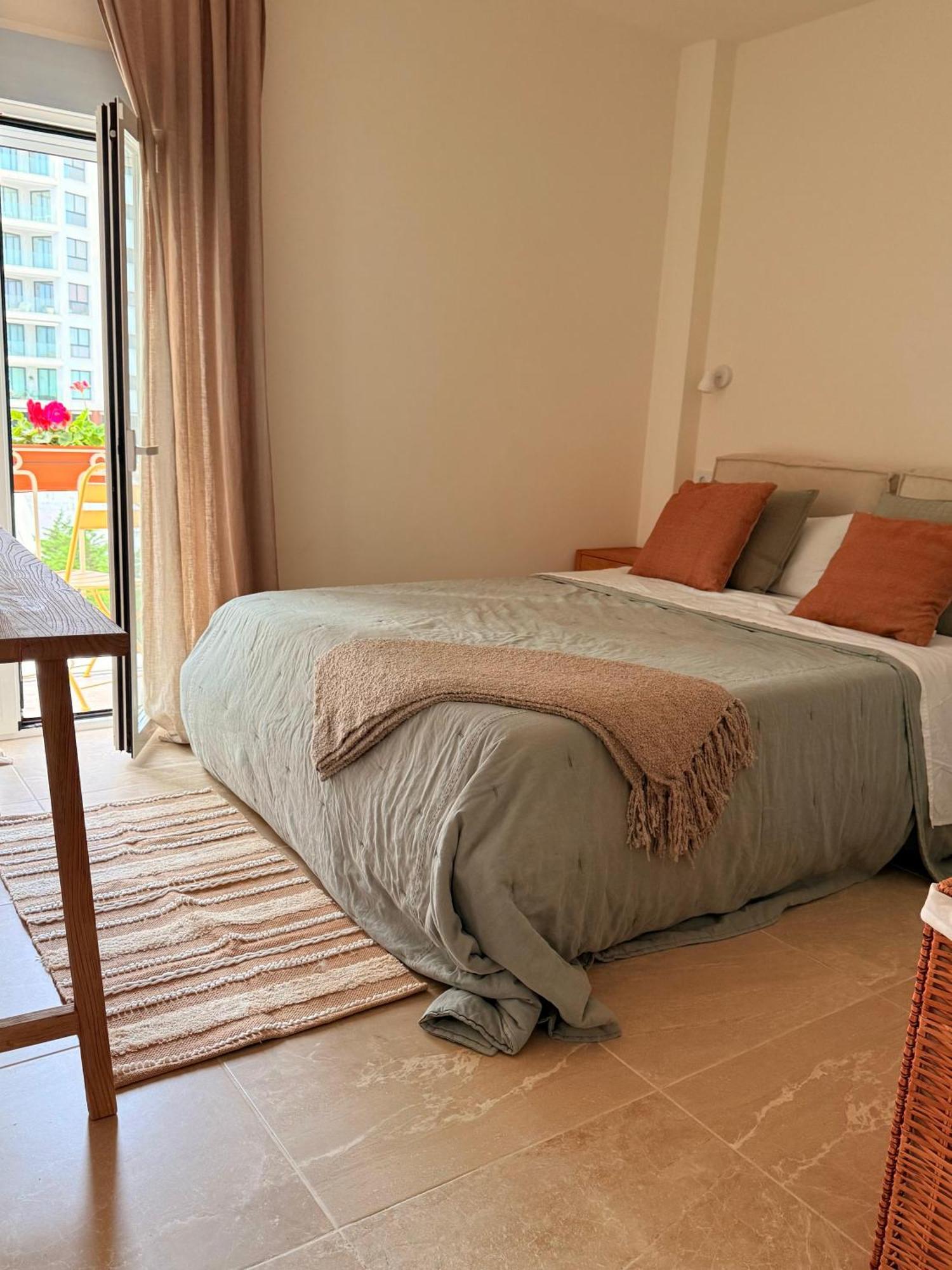 Ikigai Leisure Properties Estepona Exteriör bild